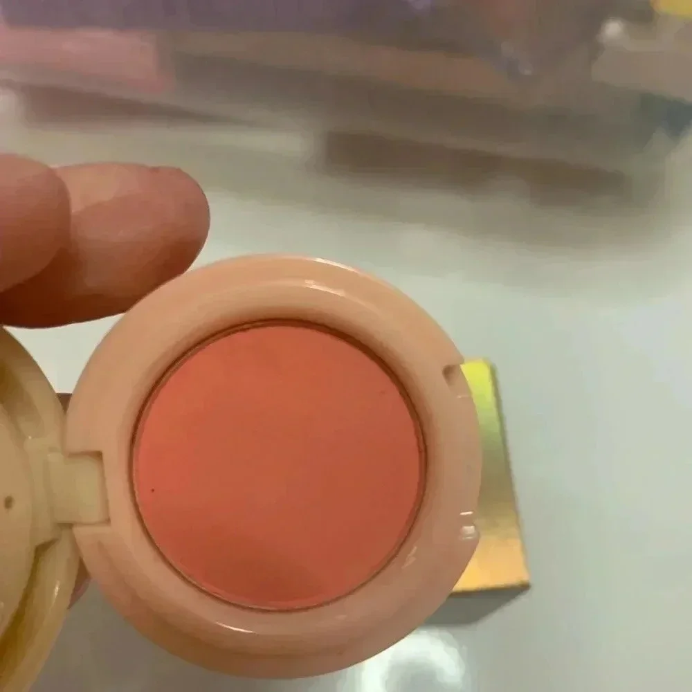 Blush and Highlighter Pallet